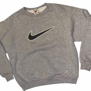 Vintage 90s/y2k Nike Logo Crewneck Big Logo Crewneck 14/16